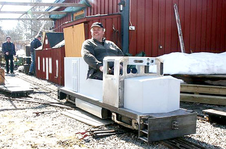 Borås Miniatyrånglokssällskap I verkstaden kunde man titta på bygget av min senaste skapelse, en amerikansk Virginia på 7¼ och den stora monster-dieseln, en amerikansk GP 40.