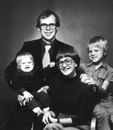 38 Familjen Växby Vi Växbys kom som prästfolk till Borgå 1976, det vill säga Hans, Kaikka och Anssi, då 5 år.