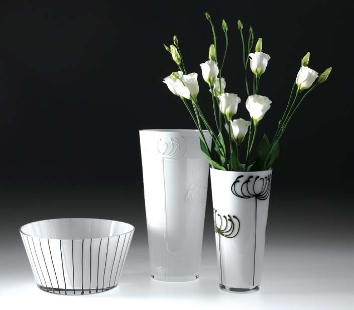 KRYSANTEMUM Design: Karoline Lenhult KRYSANTEMUM 500 Vase 00x00 mm 500 gr 500
