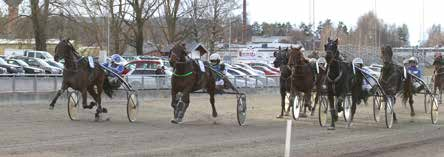 stall leif witasp kajsa frick RAPPORT FÖR NOVEMBER 2016 ÅRGÅNG 12 161127 Rommedubbel till Kajsa 161113 New Charger övertygade på Färjestad 161114 Kajsa har köpt Rikshäst 161116