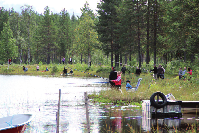 AC-NYTT Västerbottenssektionen 2016 Nr 3 Årgång 32 Innehåll i detta nummer Styrelsen och valberedning Ordförande har ordet Riktlinjer för lediga