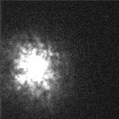 Seeing En stjärna sedd genom atmosfären Atmosfärisk turbulens: Luftelement med olika temperatur och densitet är i ständig rörelse.