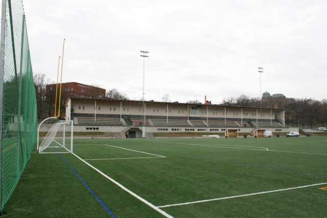 Anläggningar: Den stora och akuta bristen på fotbollsplaner är vår största utmaning.