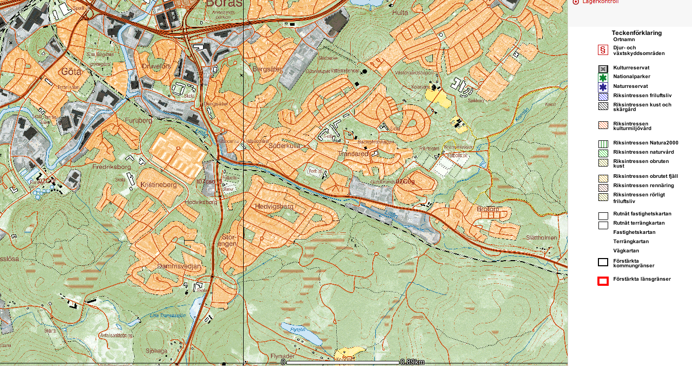 SANDSTRÖM Miljö & Säkerhetskonsult Miljöteknisk markundersökning Datum: 2013-10-17 Projektnr: 11314800 Enligt SGU:s Brunnsarkiv finns det energibrunnar uppströms fastigheten (österut) och på andra