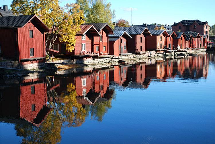 Svenska utbildningstjänsternas utvärderingsrapport för
