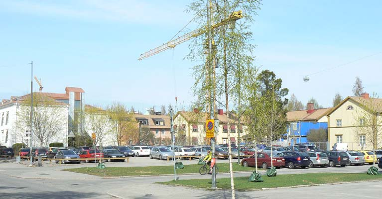 5 (12) Fastigheten Tyr 3 idag Övriga befintliga byggnader inom kvarteret Träbyggnaderna inom den norra delen av kvarteret flyttades från Harsprånget resp. Porjus 1930-31.