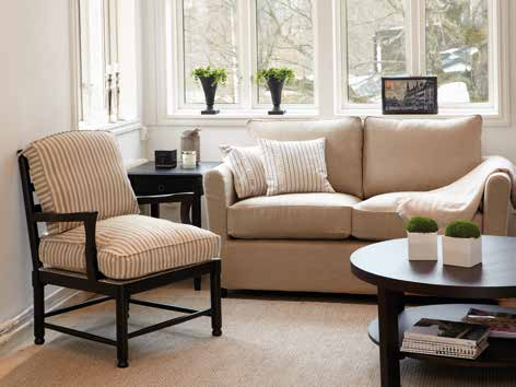 Soffa Danderyd 2-sits i tyg Englesson Linen, fåtölj Ekeby i