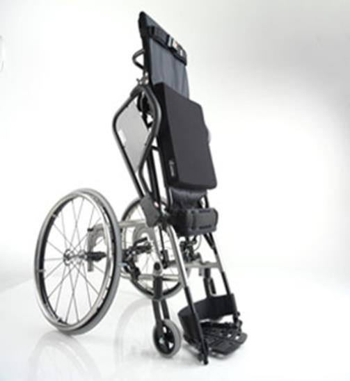 LAE Levo Active Easy Sunrise Medical AB Manuell rullstol med hydraulisk uppresningsfunktion Finns i två grundstorlekar; S-M och L-XL, se separat tabell Finns varianter på fotstöd, armstöd, knästöd mm