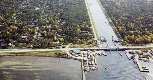 Höllvikens hamn vid Falsterbokanalen kan utvecklas till en social och kommersiell knutpunkt, liksom Skanörs hamn.