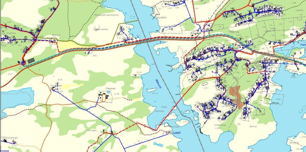 Vid punkt 3 finns kulturvärde RAÄ-nummer Marstrand 56:1. Det är en kajanläggning bestående av en 20 meter lång och 2 meter bred murad kaj längs bergknalle.