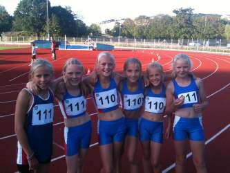 Vilma Jonsson F14 1 1500m hinder4.55,83 Vilma Jonsson F14 1 300m häck 44,20 Olof Silvander P14 6 2000m 6.36,28 Olof Silvander P14 4 1500m hinder4.
