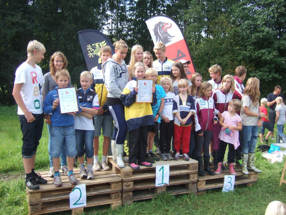 12 lag på Jukola, plus några lag i damklassen också, blir en höjdare. KM brukar också locka med fint arrangemang (och väder). Vi är dessutom redan 54st anmälda till O-ringen.
