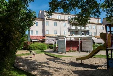 Karlshamns Kommun Utbildningsförvaltningen Likabehandlingsplan och plan mot kränkande behandling Valldala förskola, Område 3 Verksamhetsåret 2016/2017 "Människolivets okränkbarhet, individens frihet