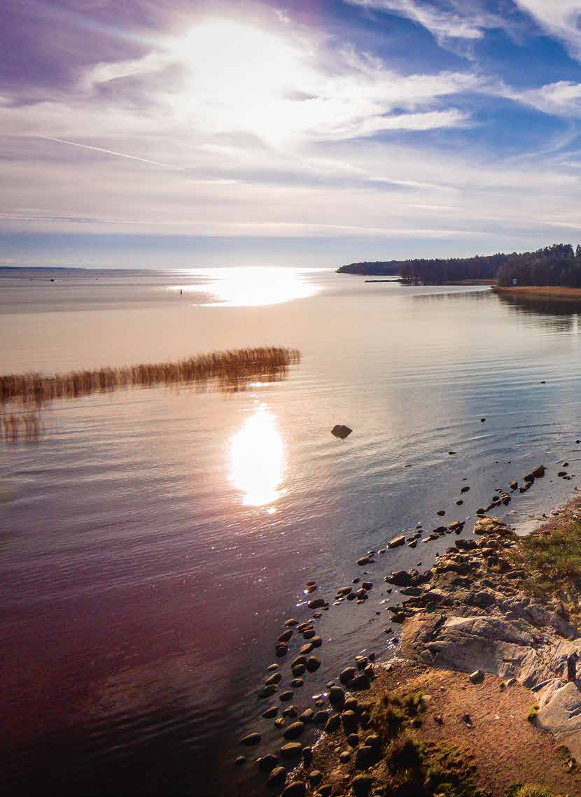 Vision Vänlig Här lever vi välkomnande och nära varandra. En genuin känsla av omtanke och medvetenhet genomsyrar vårt samhälle och inspirerar alla, från unga till seniorer.