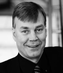 Ledning Ledning SVEN-OLOF JOHANSSON Stockholm, född 1945. Verkställande direktör sedan 1997.