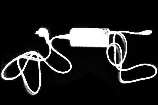 Batteriet får under inga omständigheter öppnas för modifiering eller reparation Ett skadat batteri får ej användas Använd bara batteriet till din Crescent elcykel Om batteriet luktar underligt, blir