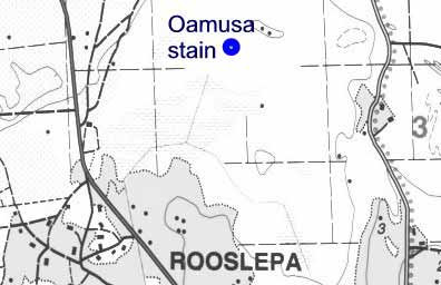 "Oamusa stain" Göte Brunberg Ca 1 km nordost om Rosleps by, på det som en gång var gränsen mellan Irjas och Milbacks "karevallar" (betesmarker) ligger ett jättelikt flyttblock, "Oamusa stain".
