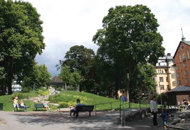Tegnérlunden Historik Tegnérlunden är en av Stockholms karaktäristiska bergsparker. Parken anlades på 1890-talet på platsen som tidigare utgjort ett av Stockholms många kvarnberg.