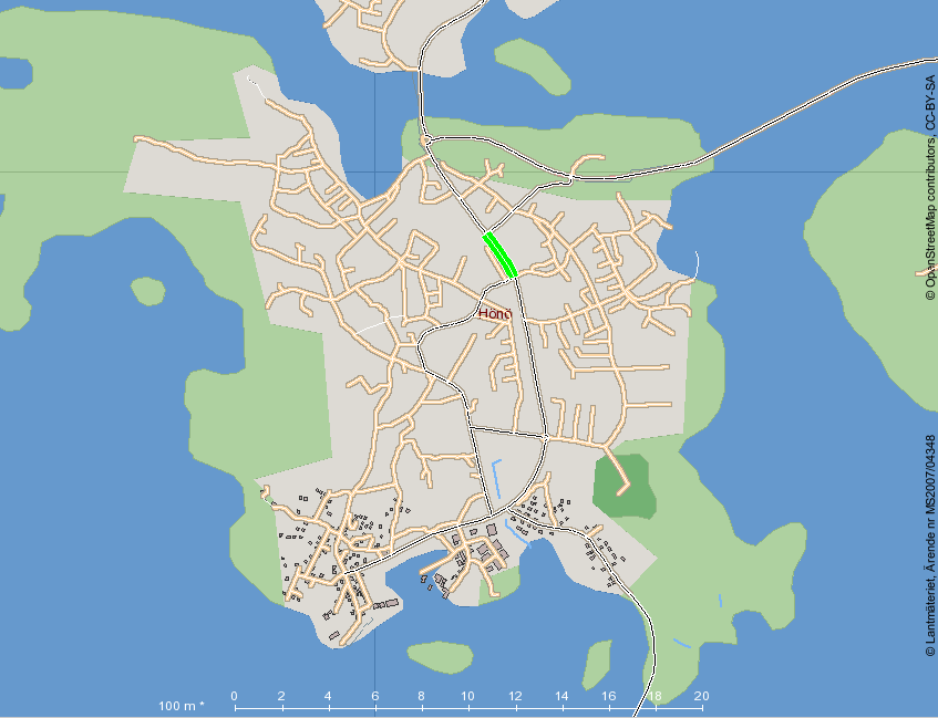 Figur 25 Beräknad årsmedelhalt av partiklar PM10 på ett utvalt vägavsnitt på Hönö i Öckerö kommun.