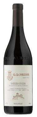 GD Vajra Barbera Bricco Viole 2008 Piemonte, Italien Det roliga med Prestige viner av Barbera, är att man kan göra koncentrerade viner med mycket frukt som ändå hålls fräscha och balanserade av den