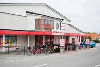 SÄVJA - FÖR DI SOM ÄLSKAR NATU Centrum/ Resecentrum,, km Sävja Skola, m Pizzeria Vilan,, km ICA Supermarket,, km Plats för ev. hönshus.