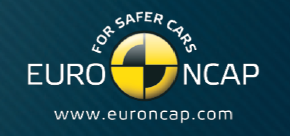 Euro NCAP Konsumentorganisation för att stimulera förbättrad bilsäkerhet Började 1997 med krockprovning Har utvecklats med flera viktiga säkerhetssystem över tid Bilbältespåminnare Skydd mot