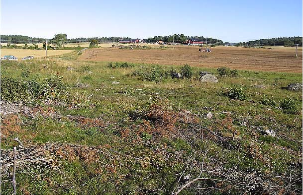 Samma plats en annan tid. Vi förflyttar oss nu ca 800 år framåt i tiden och kommer in i vikingatid.