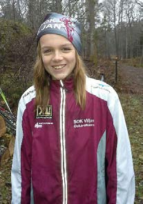NUMMER 4 2013 SIDAN 20 PRISBELÖNAT UNGDOMSARBETE elin Rindstig - årets viljanungdom Tord, Peter, Anna, Eva-Britt, Maria och Eva är några av dom som