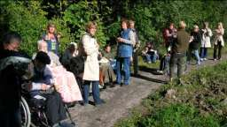 och kärlsjukdomar (BMI, blodfetter, blodtryck) senare i livet, förbättra benhälsan, förbättra självuppfattningen och motverka oro/ängslan (Faskunger, 2009).