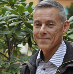Fråga Doktorn! Har du frågor som du vill ställa till vår ögondoktor Marcelo Ayala maila till hemsidan: www.glaukomforbundet.