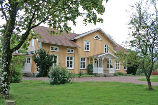 Bilder Framsida och södergavel