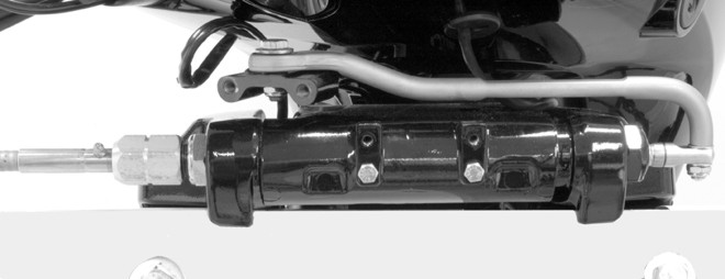 UNDERHÅLL Propellerxel Se Propelleryte för demontering och montering v propellern. Täck hel propellerxeln med smörjmedel för tt förhindr tt propellernvet korroderr och kärvr mot xeln. 47623 2.