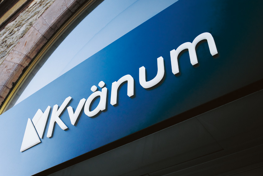 48 KVÄNUM DRESSING ROOM 2014 KVÄNUMBUTIKERNA Hur vill du ha det? Kom till våra butiker och utställningar för idéer och uppslag. I nära samarbete med våra hantverkare tipsar inredaren dig om lösningar.