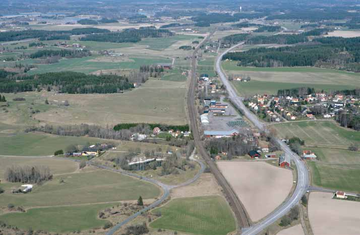 4 M I L J Ö KO N SEK V EN SER H Ä L S A > 70 dba maxnivå utomhus vid uteplats > 70 dba maxnivå utomhus vid uteplats > 70 dba maxnivå utomhus vid uteplats Nollalternativ Röd Blå Grön 140-150 ca 3550
