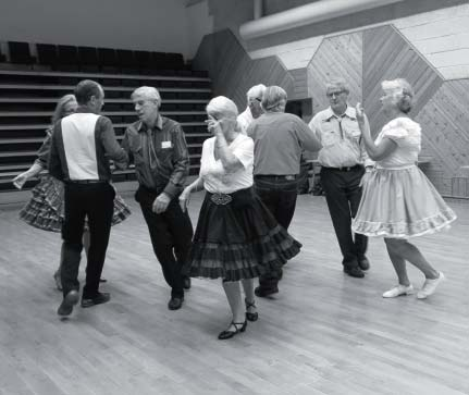 Horten og Omegn Squaredancers Høstdans i Våle samfunnshus lørdag 19. september 2015 og Workshop på Kirkevoll skole søndag 20.