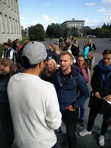 Ankomst Vi ankom fredagen innan studierna skulle börja vilket var fantastiskt då Islands största kulturhelg med festligheter ägde rum.
