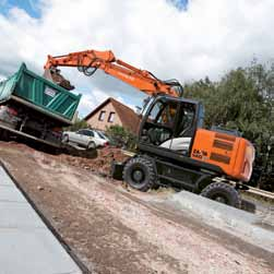 Mångsidig, kraftfull och enkel att hantera Mångsidig prestanda Nya ZAXIS är kraftfull, snabb och lättkörd och når nya nivåer av prestanda samtidigt som de är extremt mångsidiga och anpassningsbara