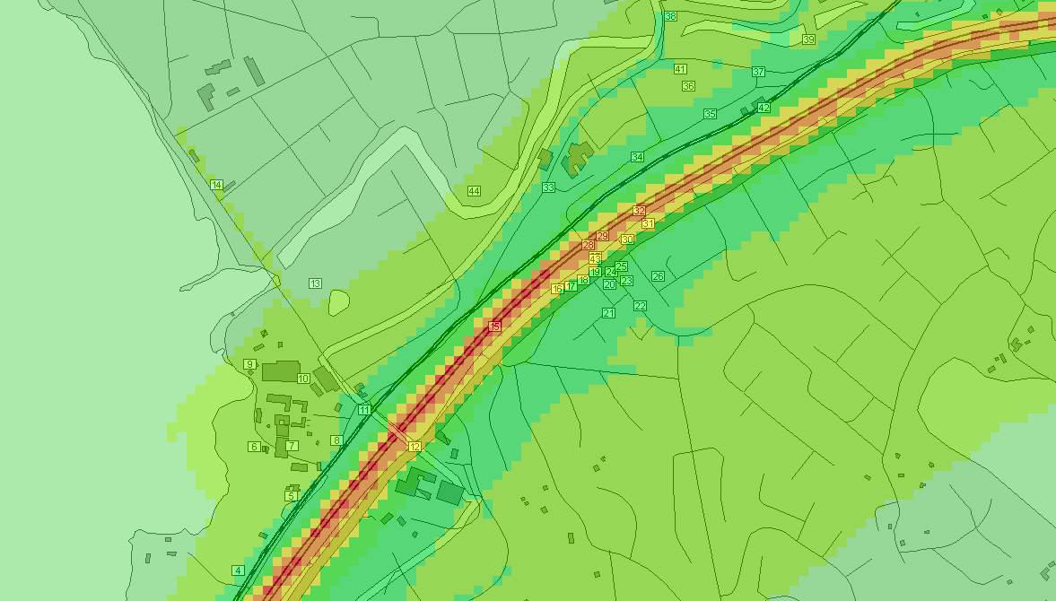 Figur 15. 98-percentilen av timmedelvärdet av kvävedioxid i nuläget, men med en ny trafikplats. Figur 16.