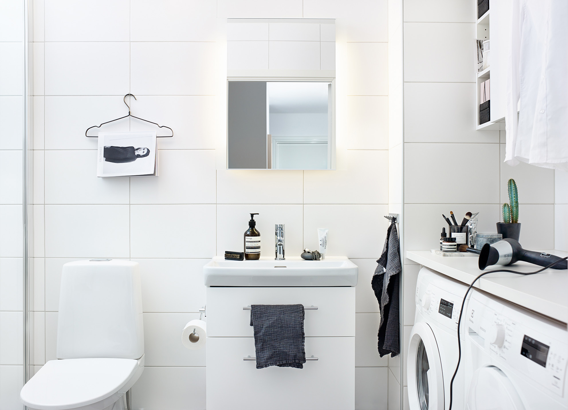RUM FÖR SKUM Vill du ha ett effektivt badrum där du kan snabb duscha och borsta tänderna innan jobbet? Eller önskar du dig ett riktigt njutarrum med spakänsla där tiden lätt flyter iväg?