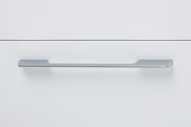 Håll dina minsta saker rena och organiserade i ditt Gama-badrum lägg till halkmattor och ett system av plexiglaslådor. blank vit Möjliga stilar 5.810,- 4.460,- 400,- 5.350,- SEK 16.