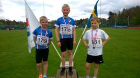 Härligt att se Saga tillbaka på tävlingsbanorna efter lång tids frånvaro på grund av skada. Comebacken kunde inte ha slutat bättre - det blev guld på 600m!