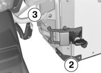 8 98 Montera väska med aluminiumväska Tbh ningsskylten, kontakta en BMW Motorrad-återförsäljare.