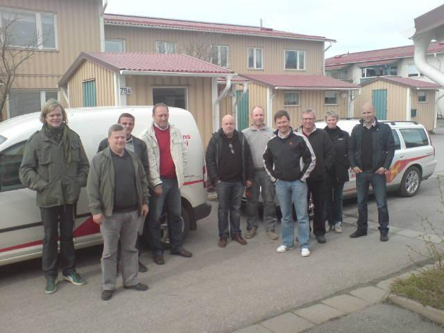 Sid. 4 av 7 Studiebesök hos AB Bostaden i Umeå (Projektgrupp i Umeå den 6-7 maj fick svar på många från gällande tapetsering med Non-woven tapeter) Den 6 och 7 maj gjordes en fältstudie hos AB