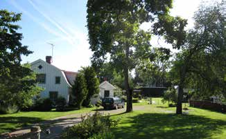 Hemsjö och Ödenäs A. Kyrkbyn Beskrivning av kulturmiljön Fornlämningsmiljön består av hällkista, gravfält, högar, domarringar, stensättningar, fyndplatser och röjningsröse.