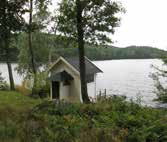 Herrgårdens gamla park har mycket grova lindar och ekar och är numera ett Natura 2000-område.