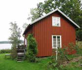 En är den gamla Kungsvägen, den andra är Hästebräckan och de övriga två täcks av dagens E20. Hästebräckan användes fram till år 1915, då en ny väg byggdes som användes fram till år 1957.