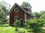 Bjärke Gräfsnäs, slottsruinen och del av museijärnvägen (60) Gräfsnäs slottsruin med omkringliggande park samt Anten-Gräfsnäs museijärnväg ingår i ett riksintresseområde för kulturmiljövården, Antens
