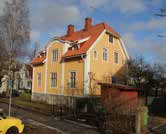 De flesta av byggnaderna är till största delen bevarade, men en del har förändrats genom diverse mindre tillbyggnader, panel-, fönster- och dörrbyten under årens lopp.