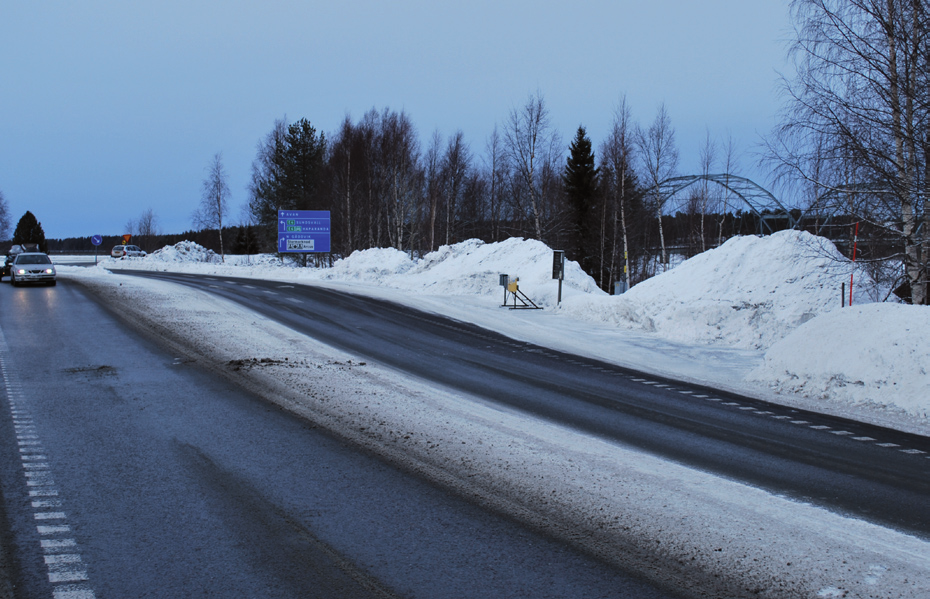 6 Väg 616 mot Luleå, med målade cykelfält, Källa: Luleå tekniska universitet Trafikverket Trafiksäkerhet Inga olyckor med personskador har skett i korsningen under perioden