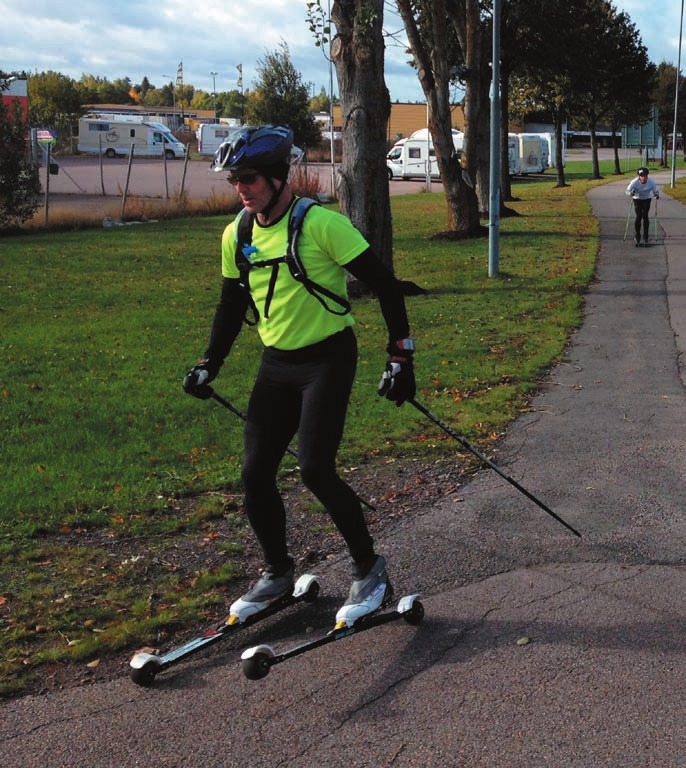 NUMMER 3 2012 SIDAN 5 SKIDOR TJEJVASAN 2013 Ett stort gäng Viljan-tjejer tränar just nu för fullt inför Tjejvasan 2013. Efter årets succé-resa har ännu fler blivit intresserade.